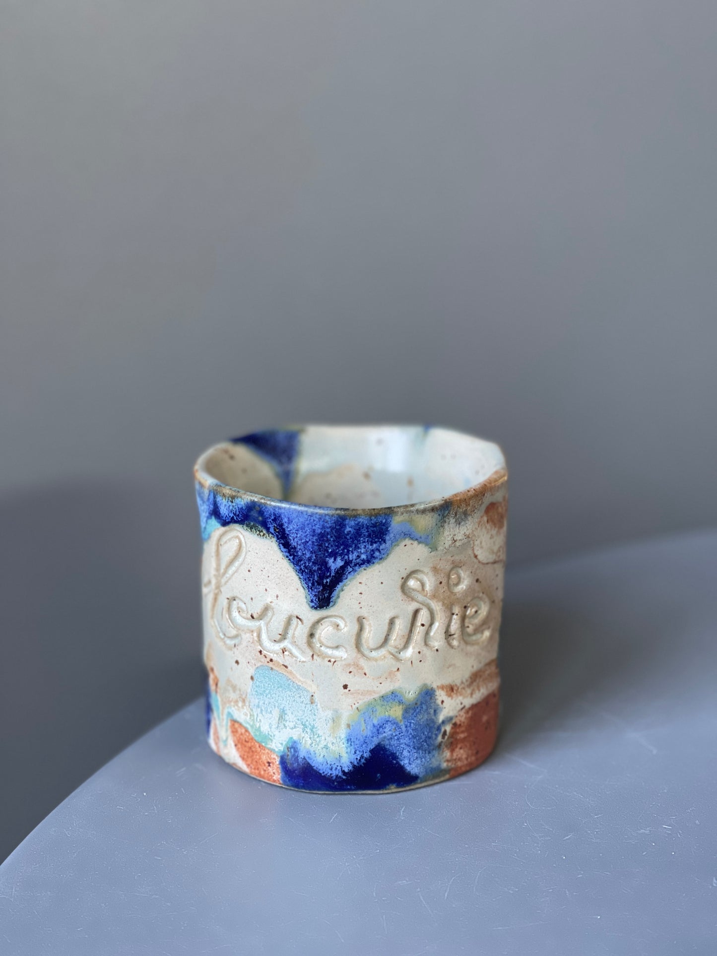 Cana Latte cu mesaj "Bucurie"