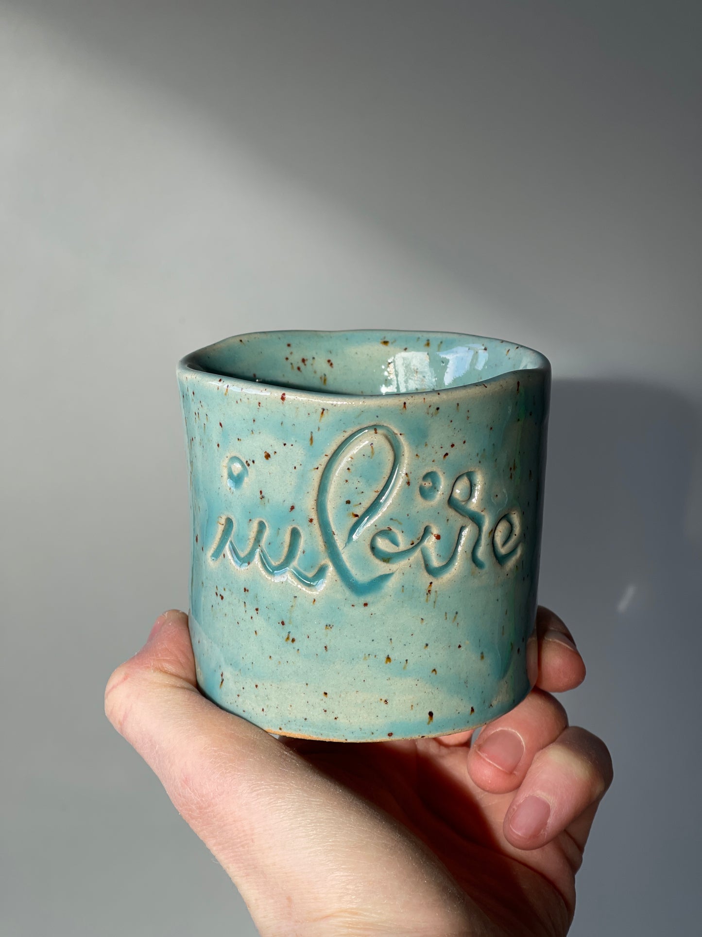 Cana Latte cu mesaj "Iubire"