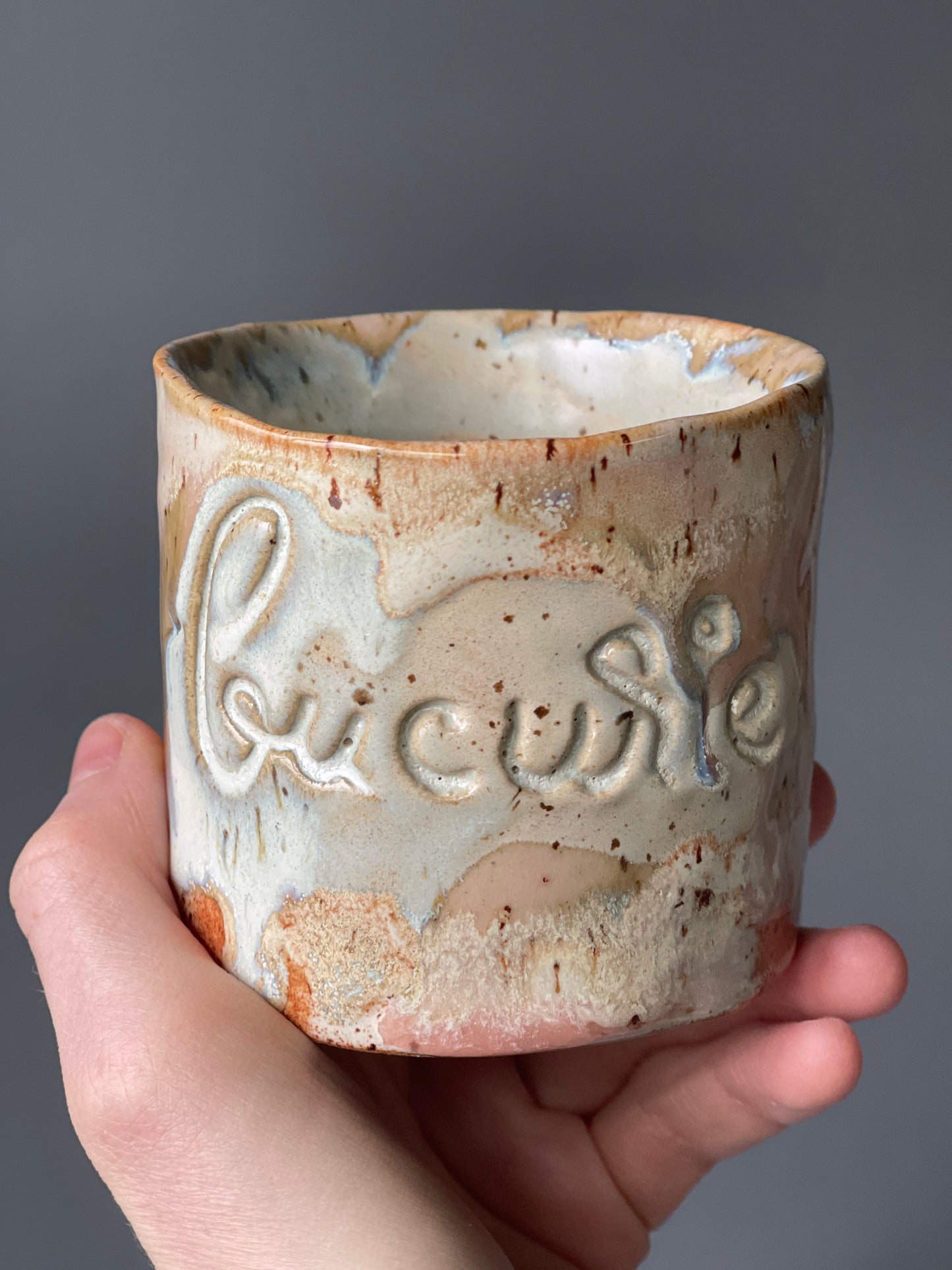 Cana Latte cu mesaj "Bucurie"