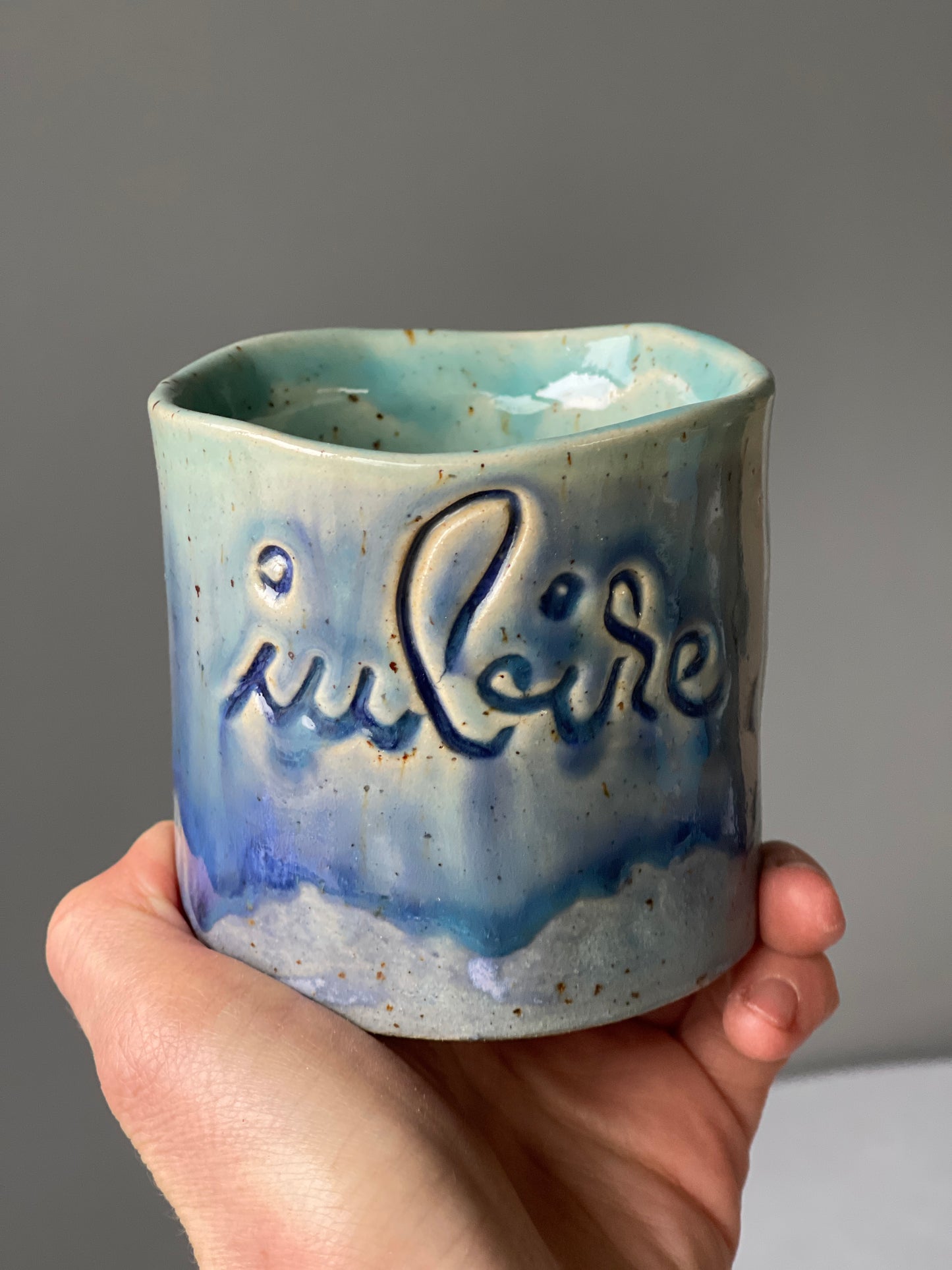 Cana Latte cu mesaj "Iubire"