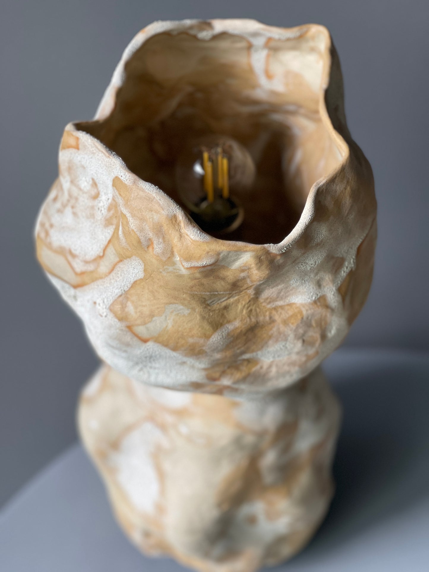 Lampa Ceramica Beehive