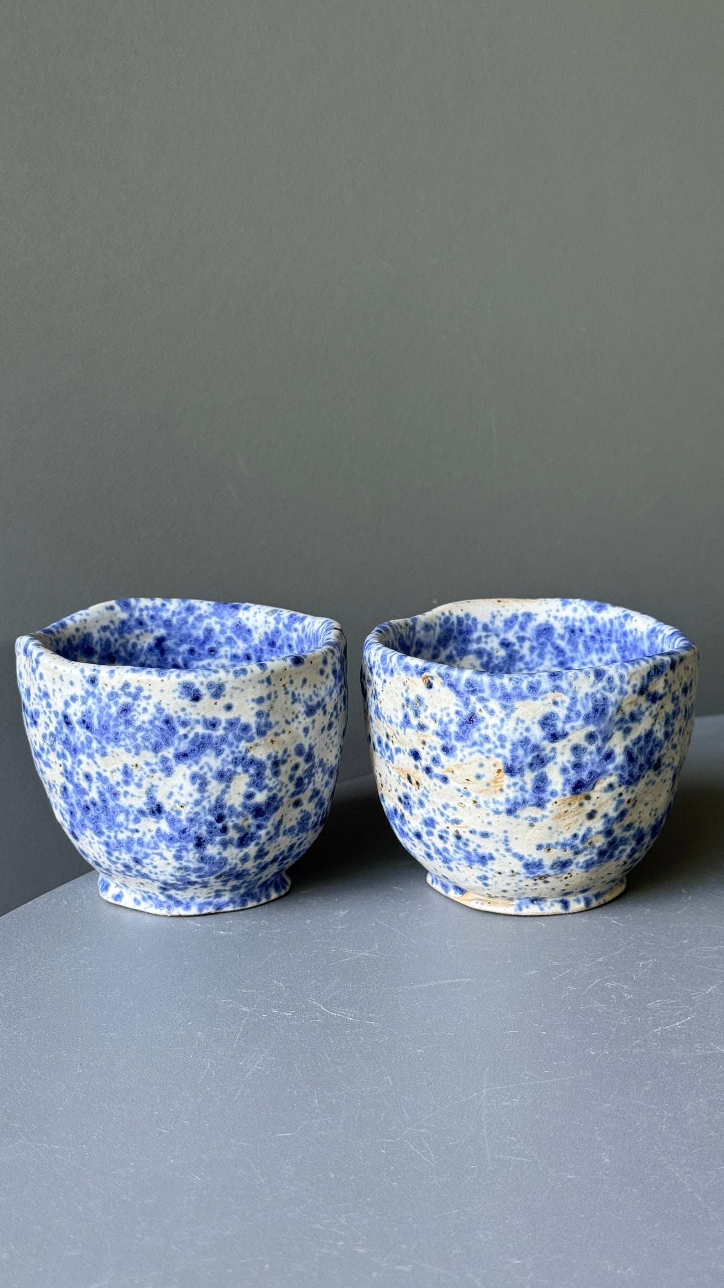 Set of 2 Bell mugs