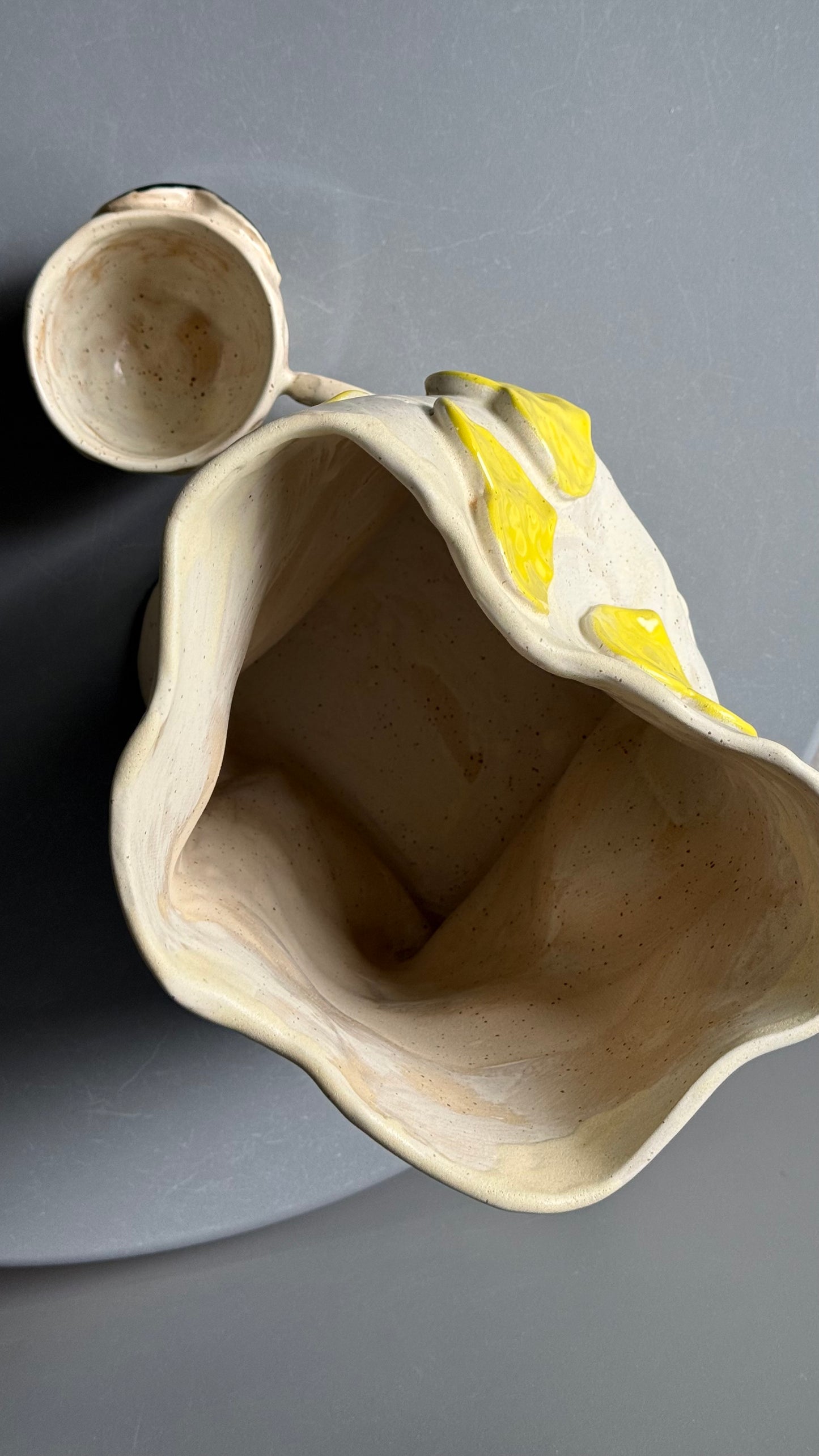Vaza Ceramica Yellow Hearts