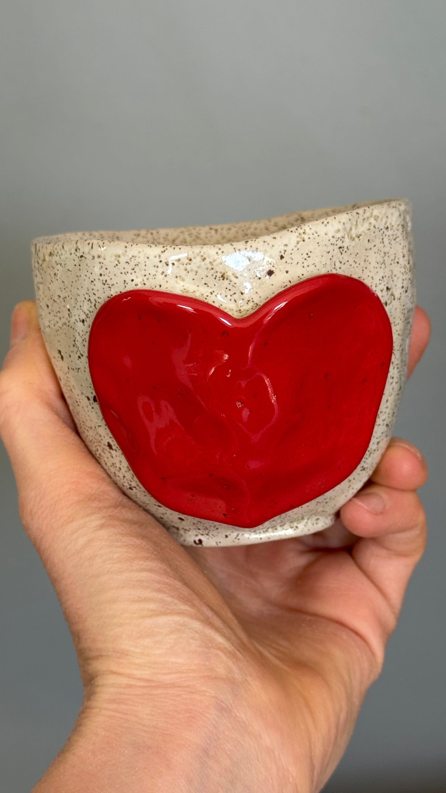 Cana Cappuccino Red Heart