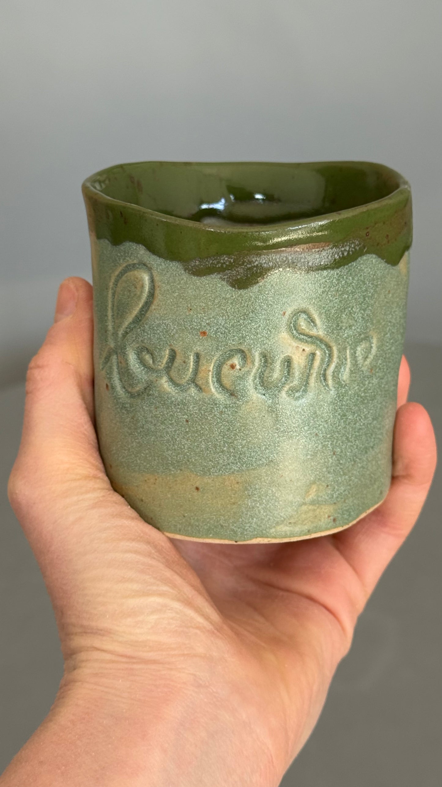 Cana Latte cu mesaj "Bucurie"