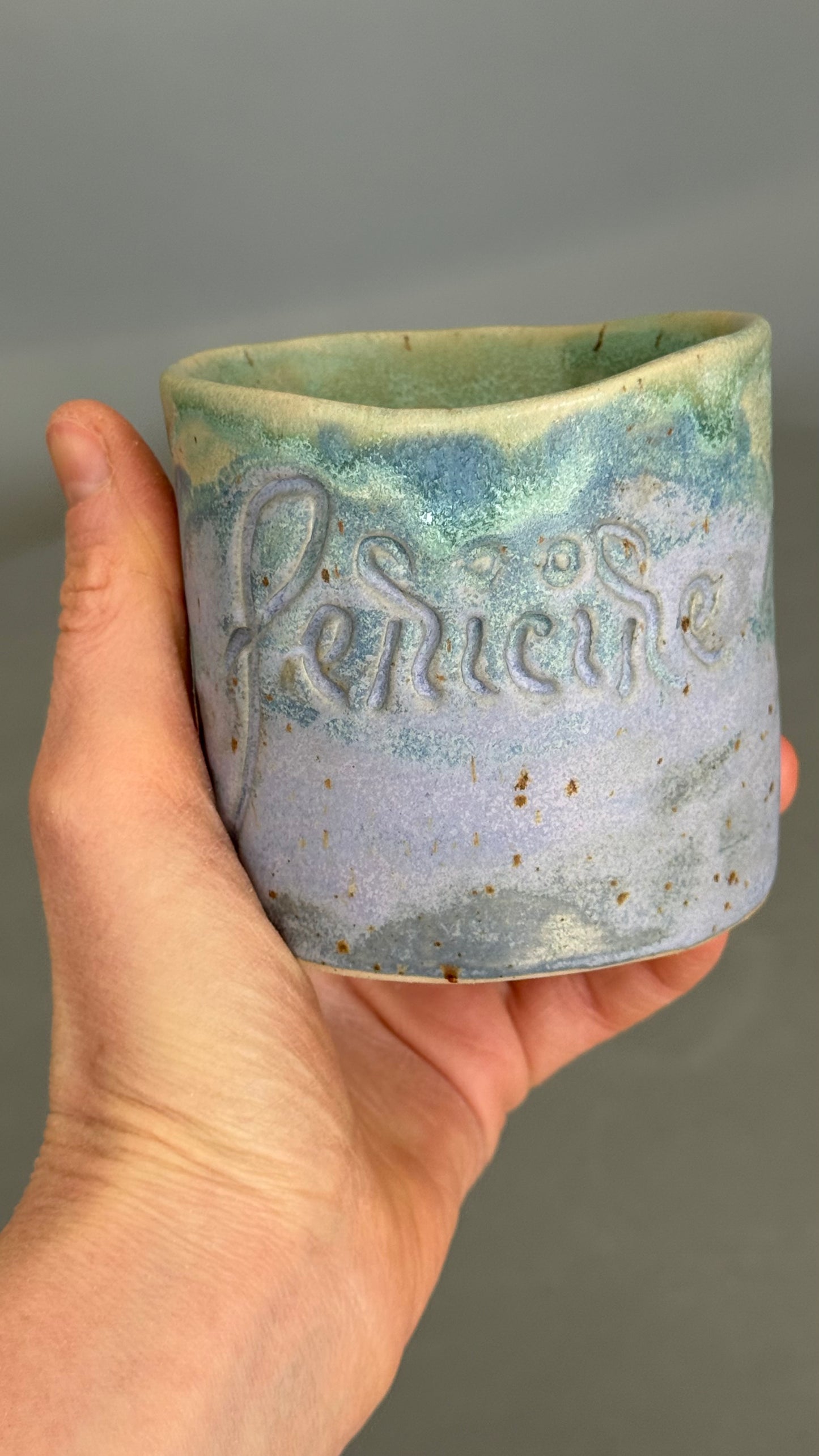 Cana Latte cu mesaj "Fericire"