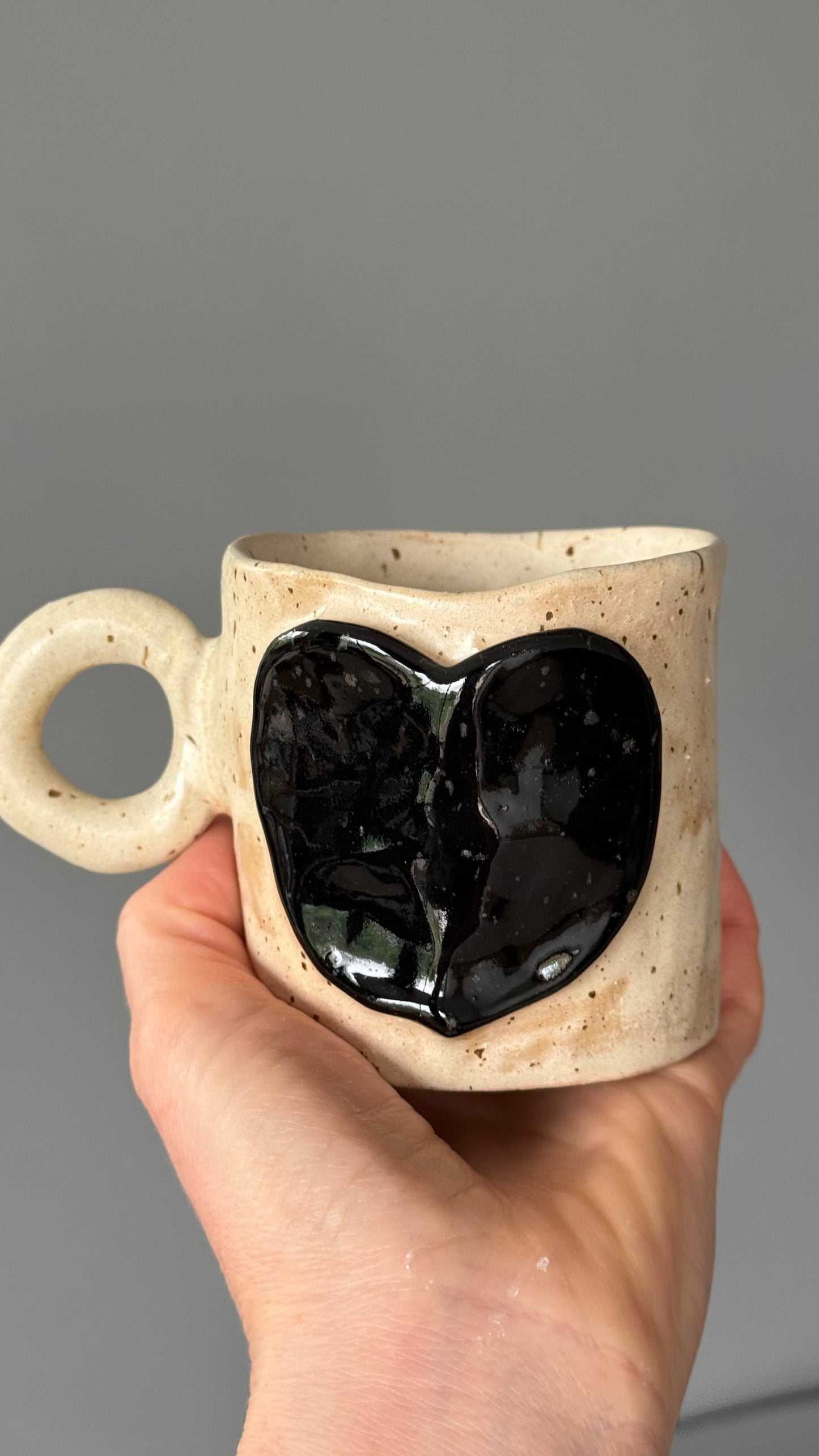 Cana Ceramica Latte Black Heart