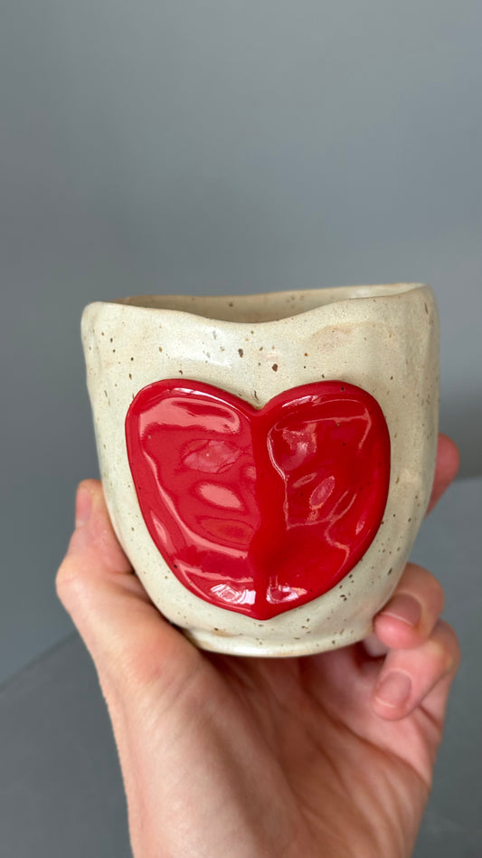 Cana Cappuccino Red Heart