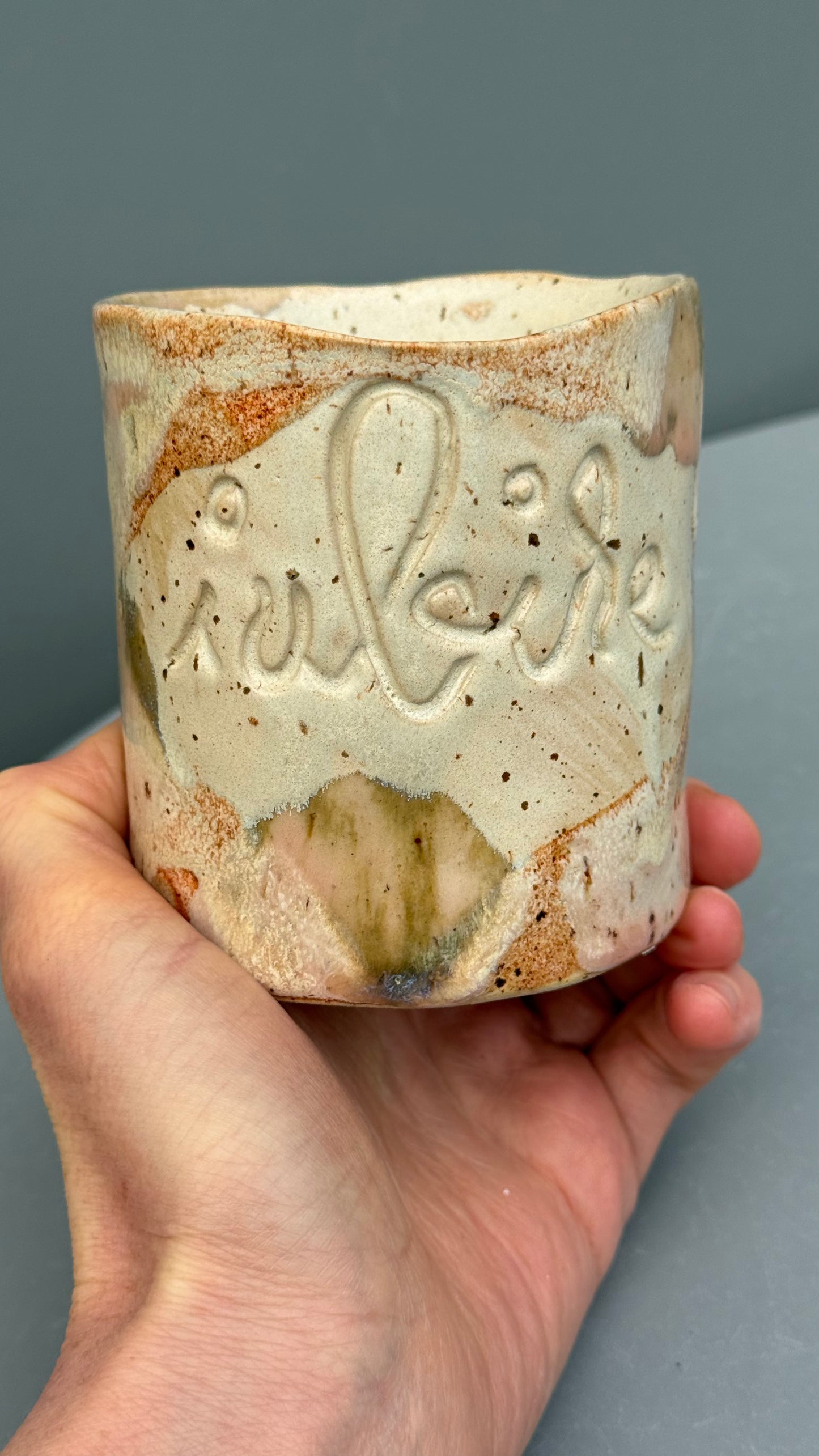 Cana Latte cu mesaj "Iubire"