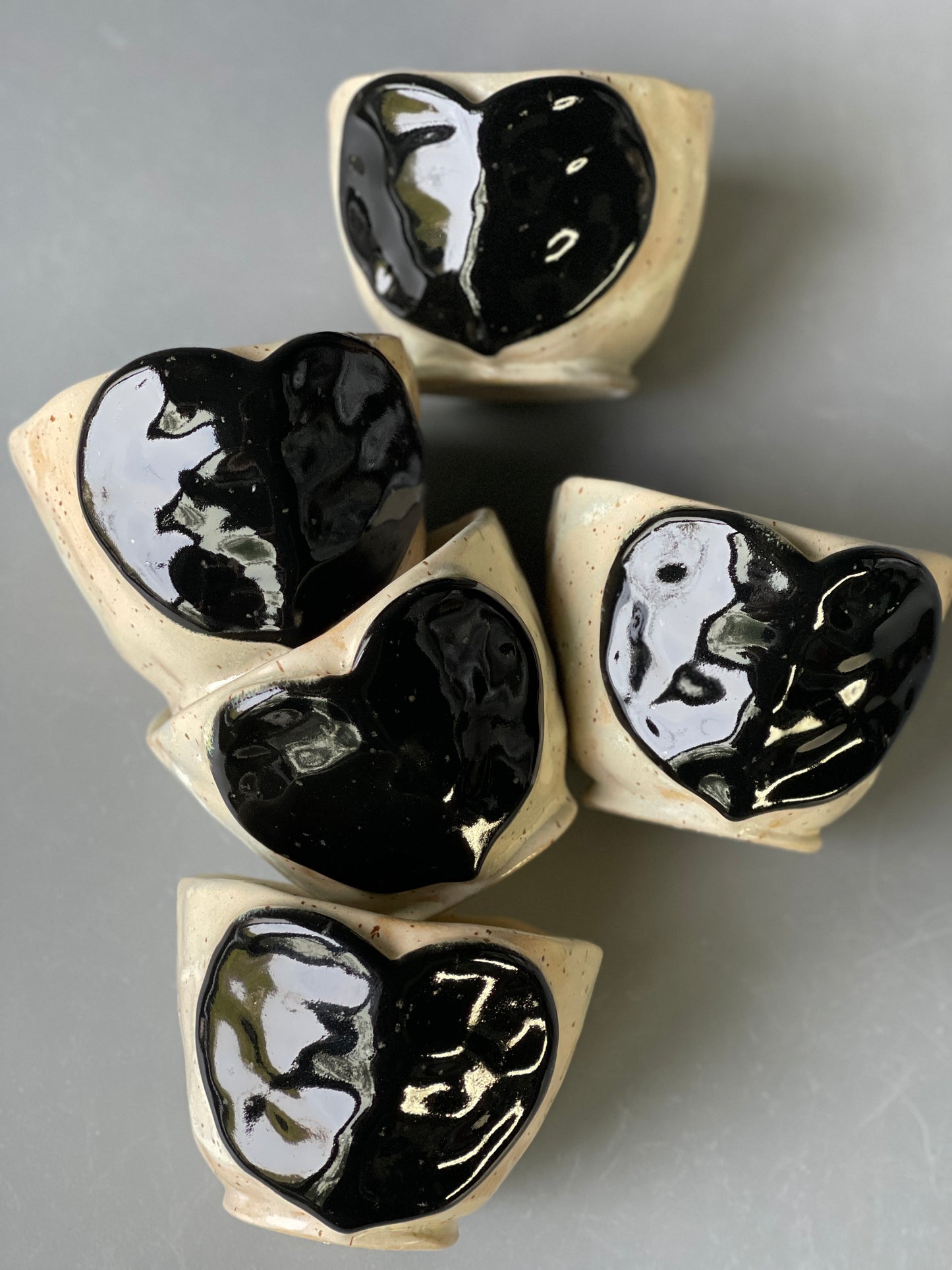 Cana Ceramica Black Heart