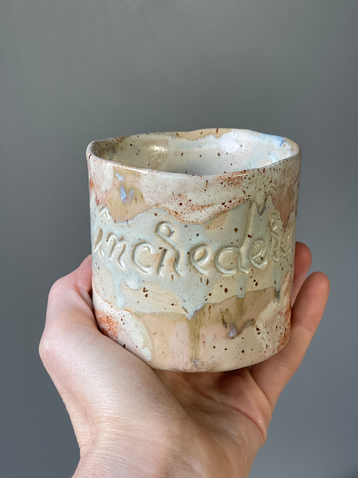Cana Latte cu mesaj "Incredere"