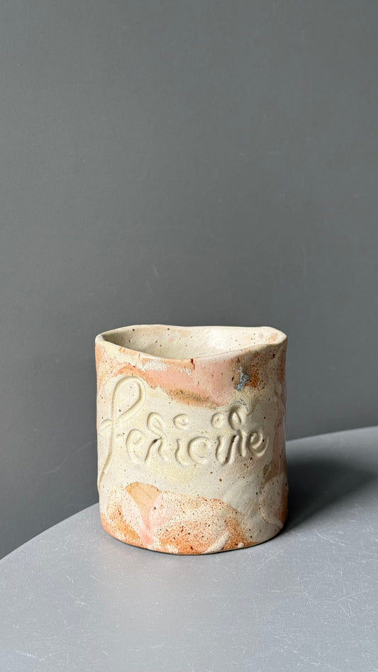 Cana Latte cu mesaj "Fericire"