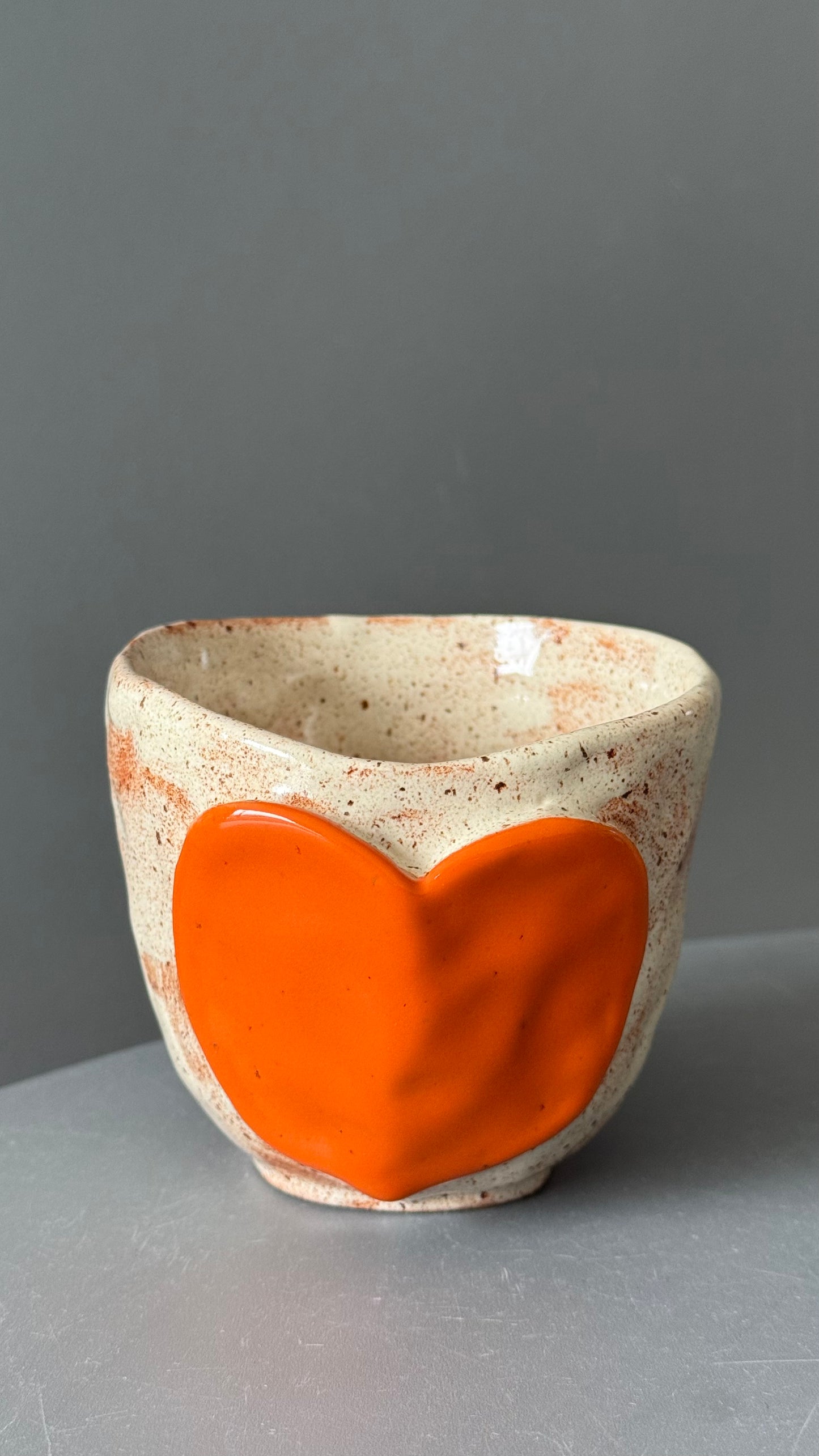 Cana Cappuccino Orange Heart