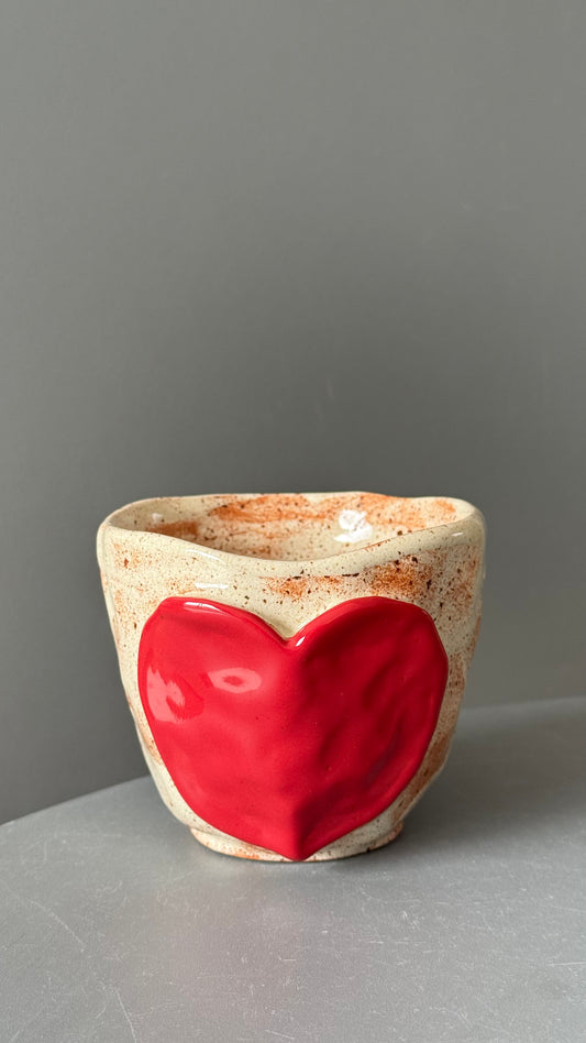 Cana Cappuccino Red Heart