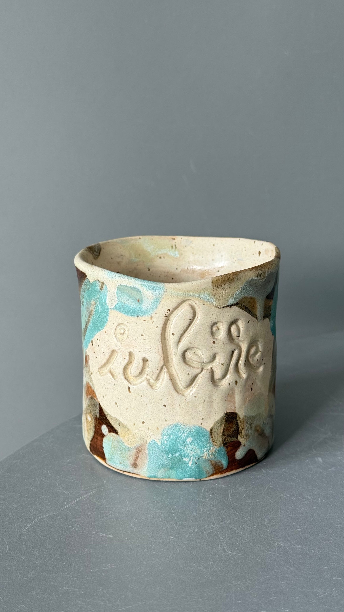 Cana Latte cu mesaj "Iubire"