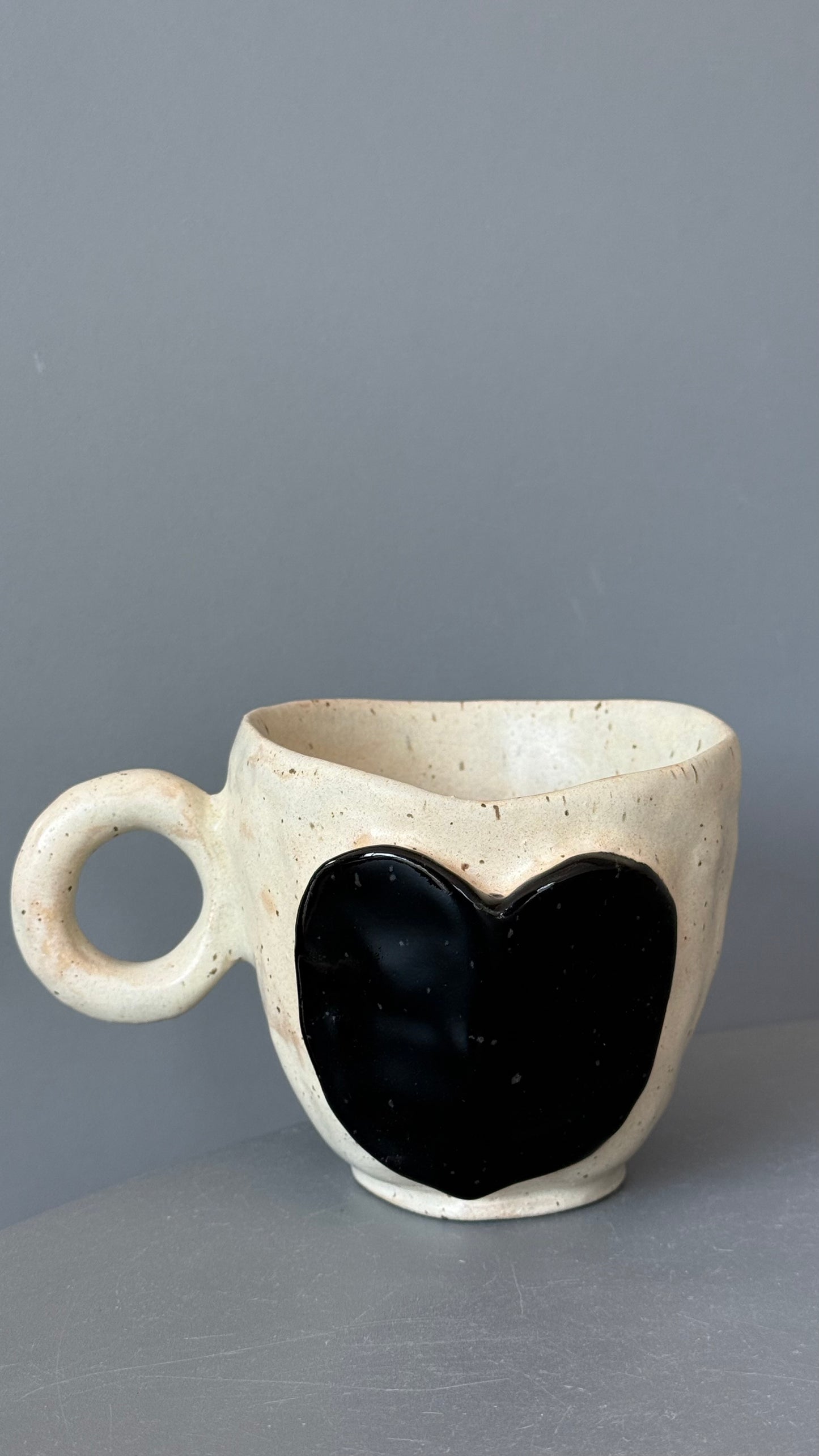 Cana Cappuccino Ceramica Black Heart