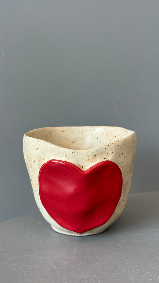 Cana Cappuccino Red Heart