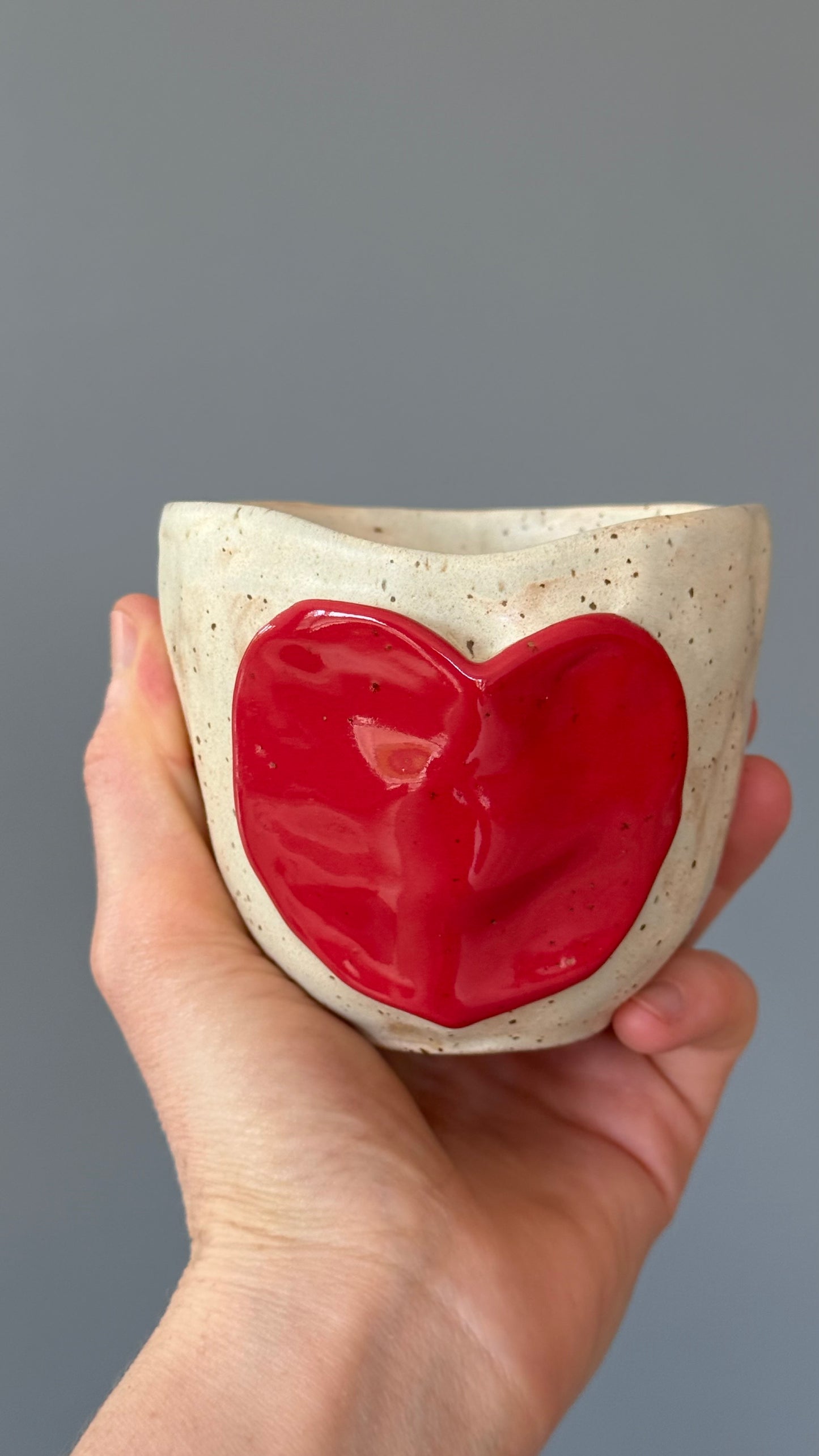 Cana Cappuccino Red Heart