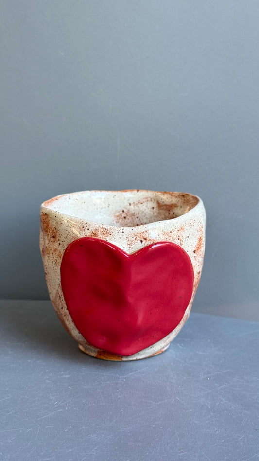 Cana Cappuccino Red Heart