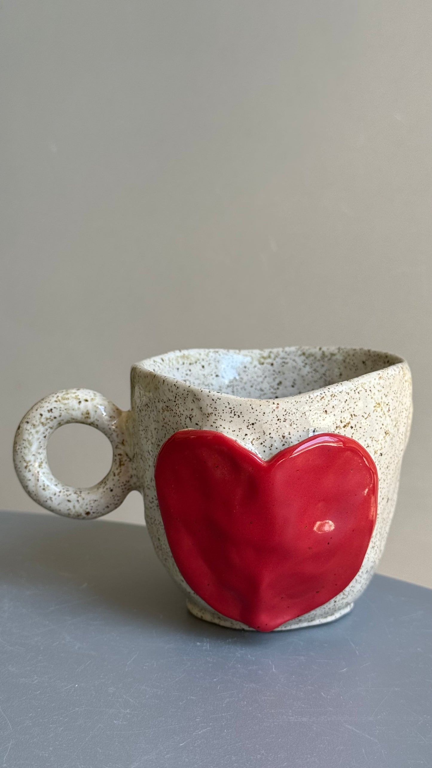 Cana Cappuccino Red Heart