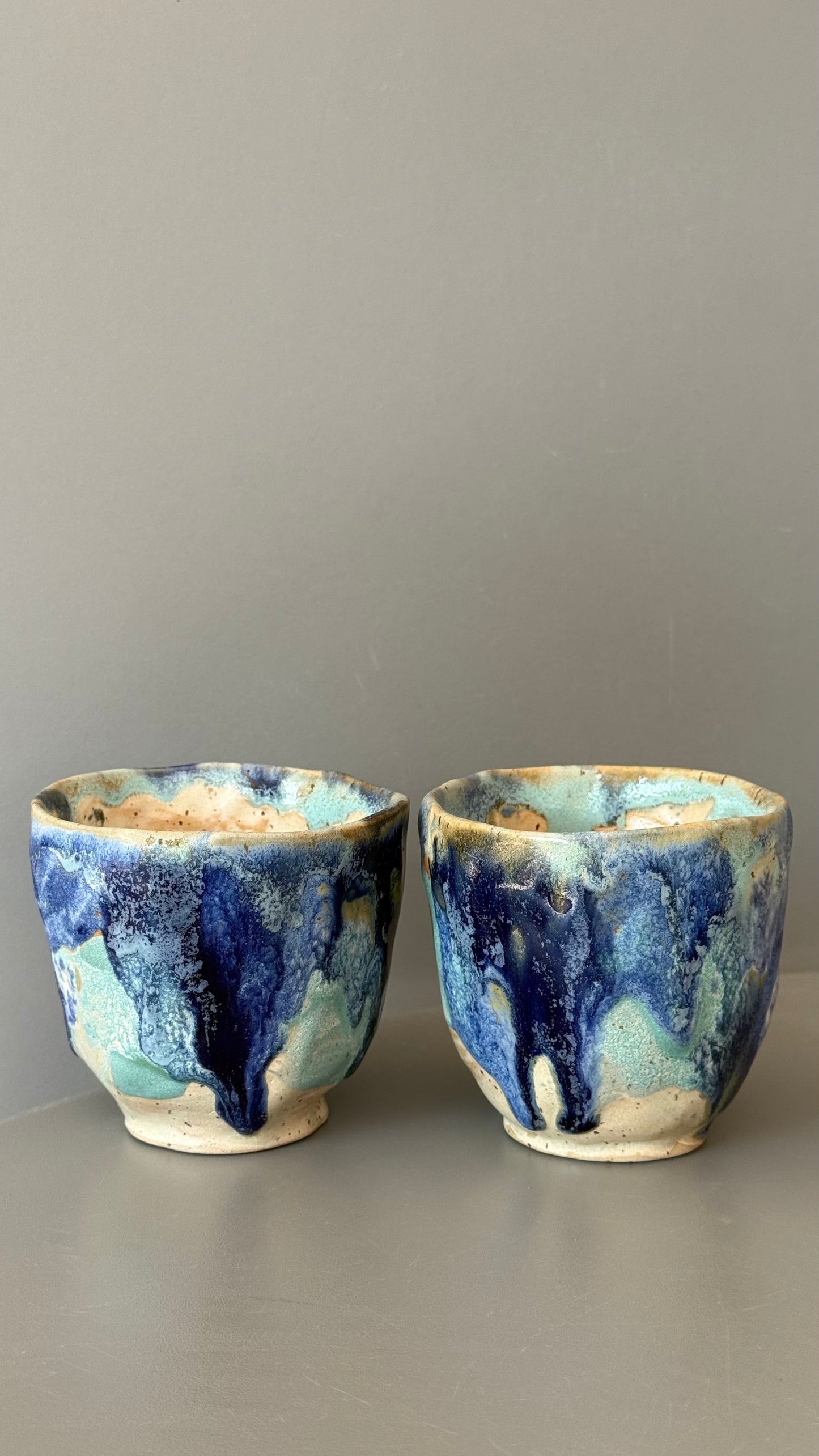 Set of 2 Bell mugs