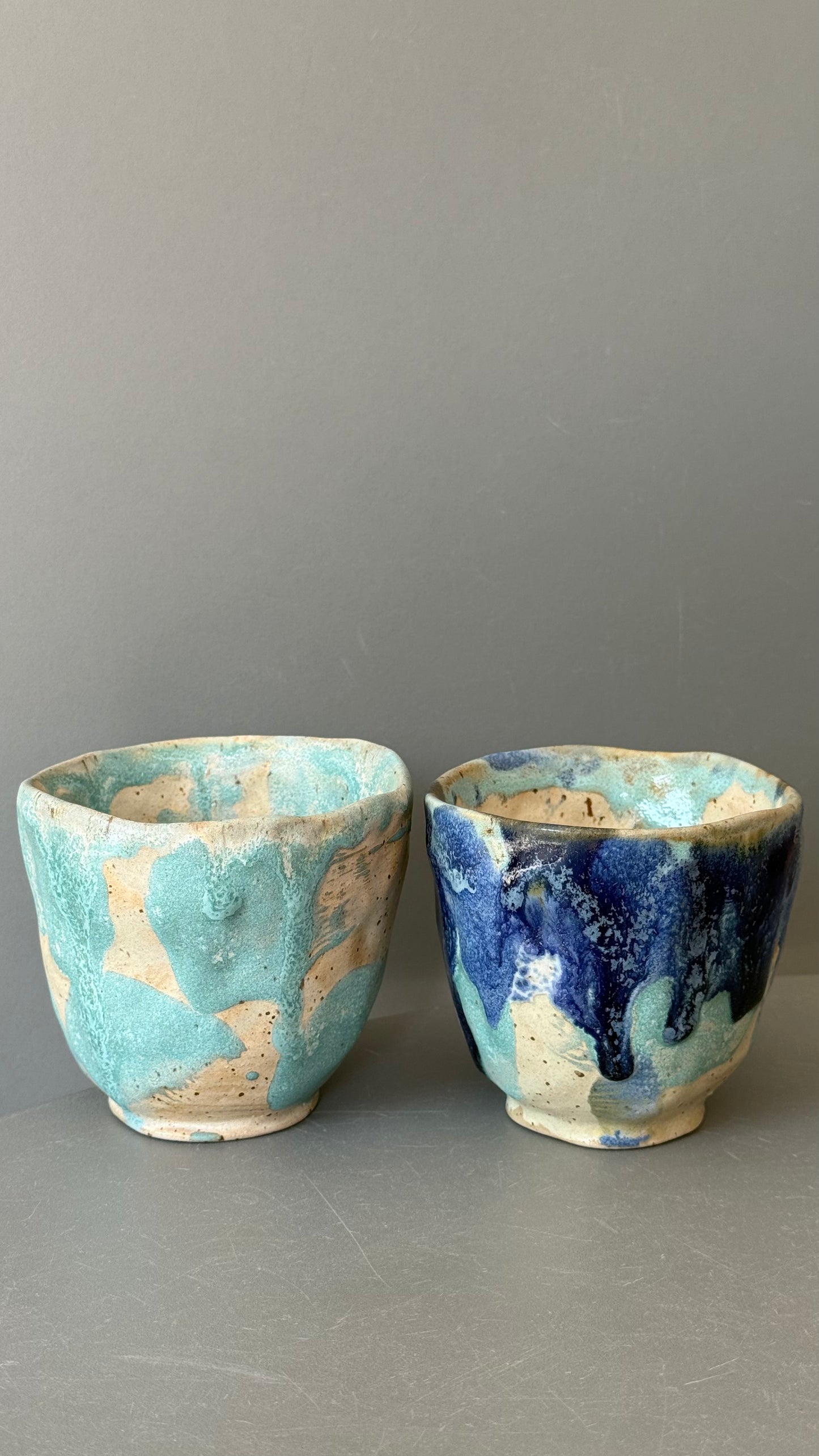 Set of 2 Bell mugs