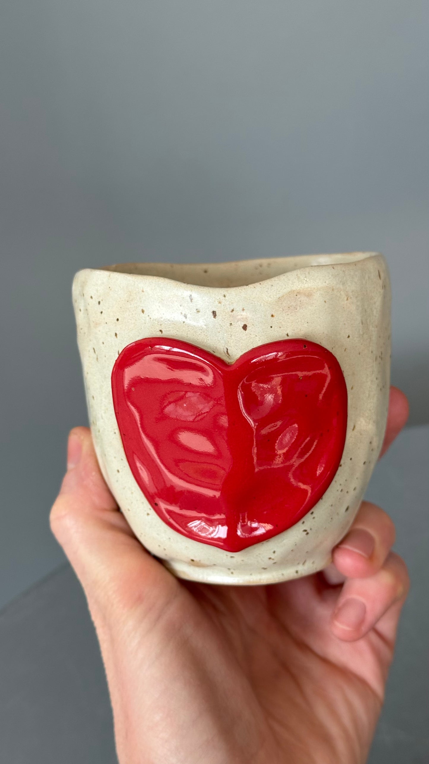 Cana Cappuccino Red Heart