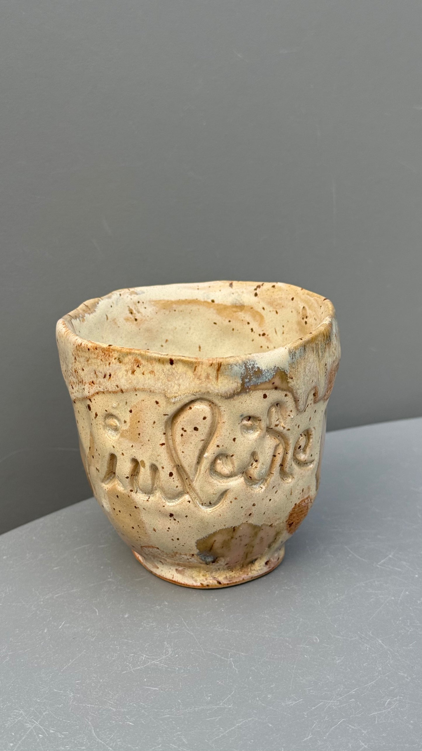 Cana Ceramica Bell cu mesaj "Iubire"
